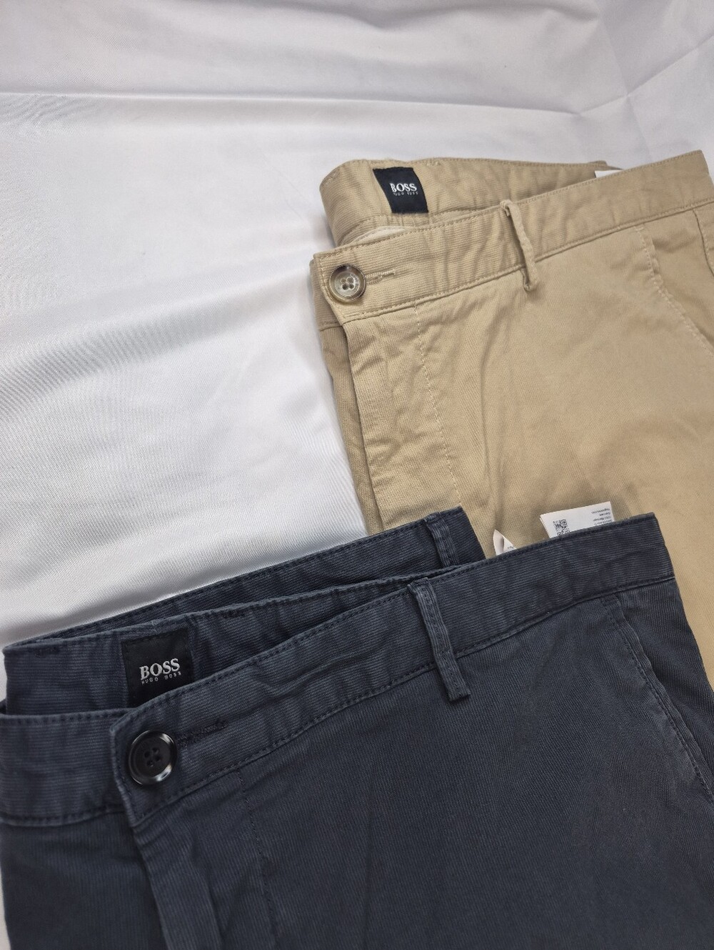 Hugo Boss Stretch Chino Shorts Beige Khaki Men's Size 40R EU 56 Casual